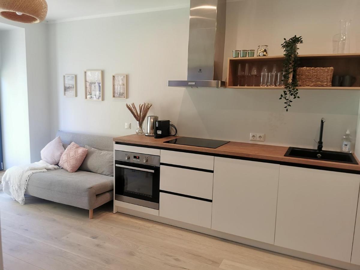 Albatross Getaway By The Sea, Spa And Forest With A Terrace Ķesterciems Esterno foto