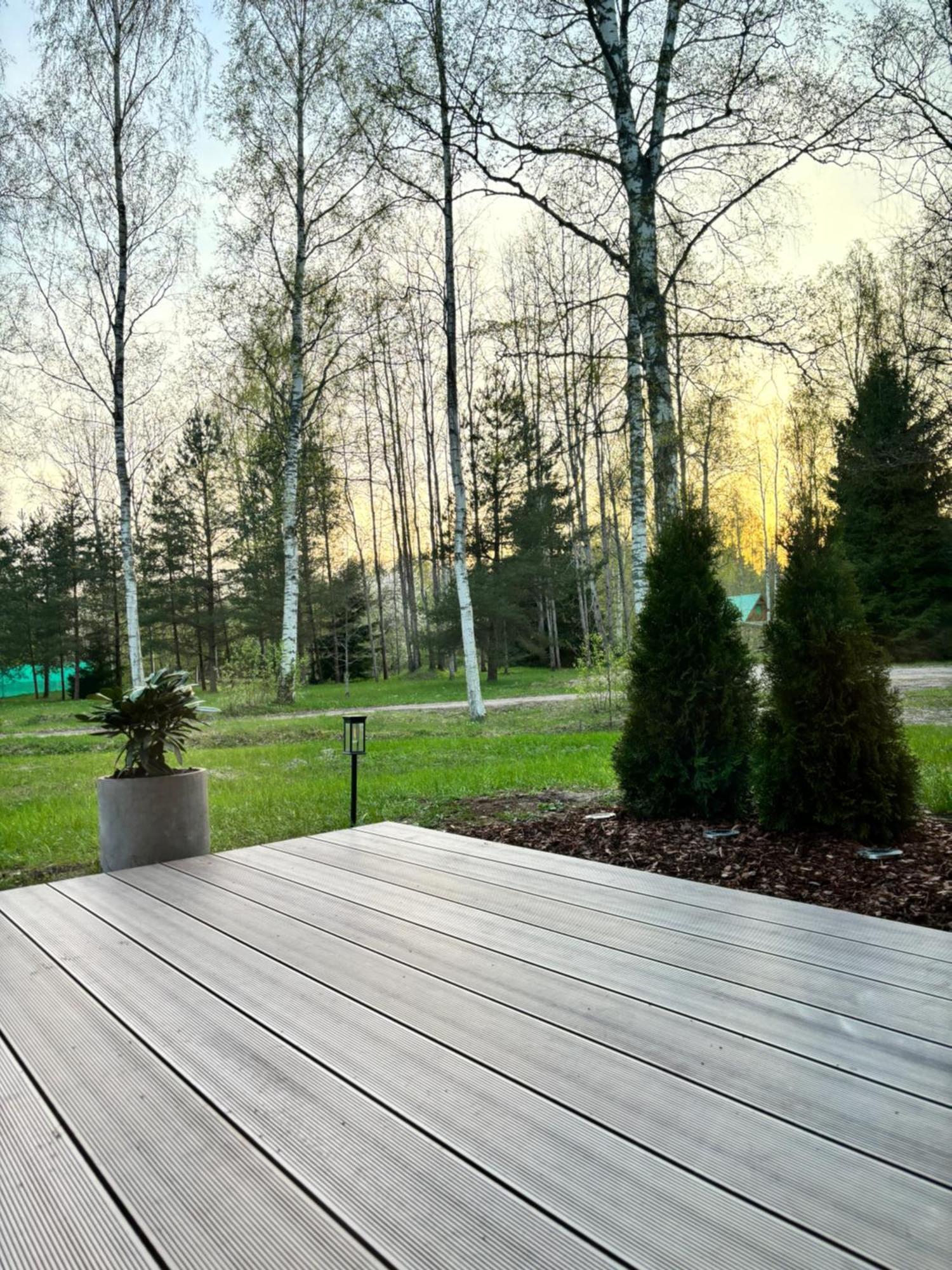Albatross Getaway By The Sea, Spa And Forest With A Terrace Ķesterciems Esterno foto